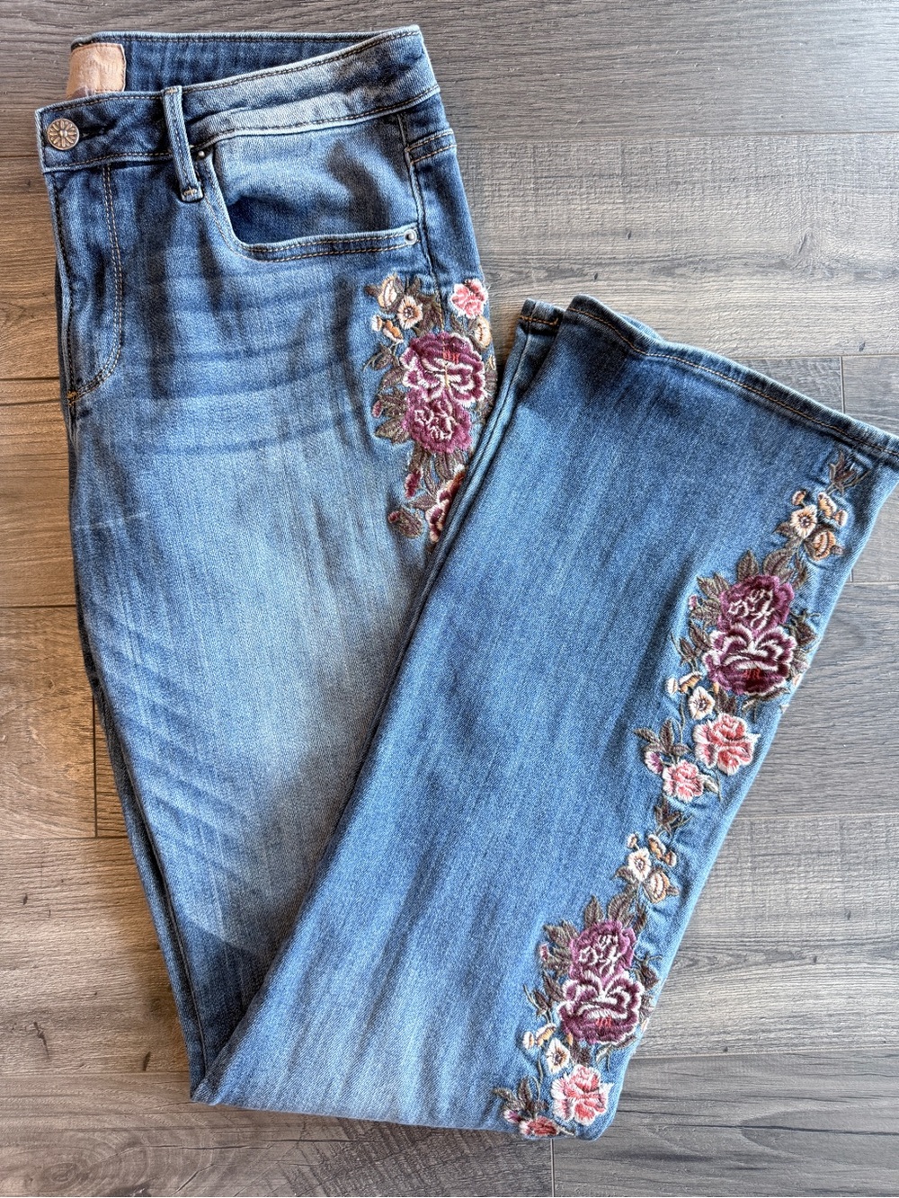 Driftwood Kelly Embroidered Floral Jeans 31 Boho Festival Y2K Retro Flare Denim